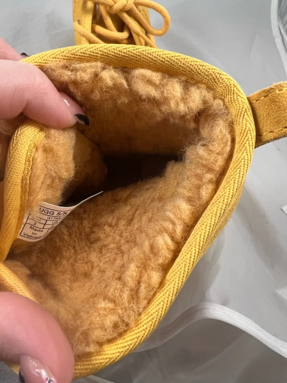 UGG Neumel II Suede Ankle Boots Youth 3 Yellow
